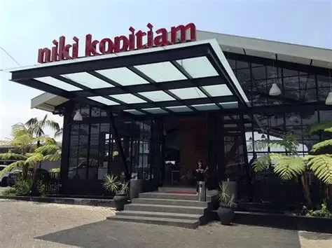 Penataan meja prasmanan Niki Eco Catering